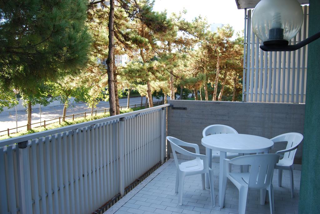 Appartamenti Vacanza Albatros Lignano Sabbiadoro Exterior photo