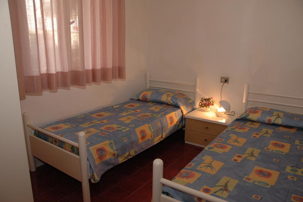 Appartamenti Vacanza Albatros Lignano Sabbiadoro Exterior photo