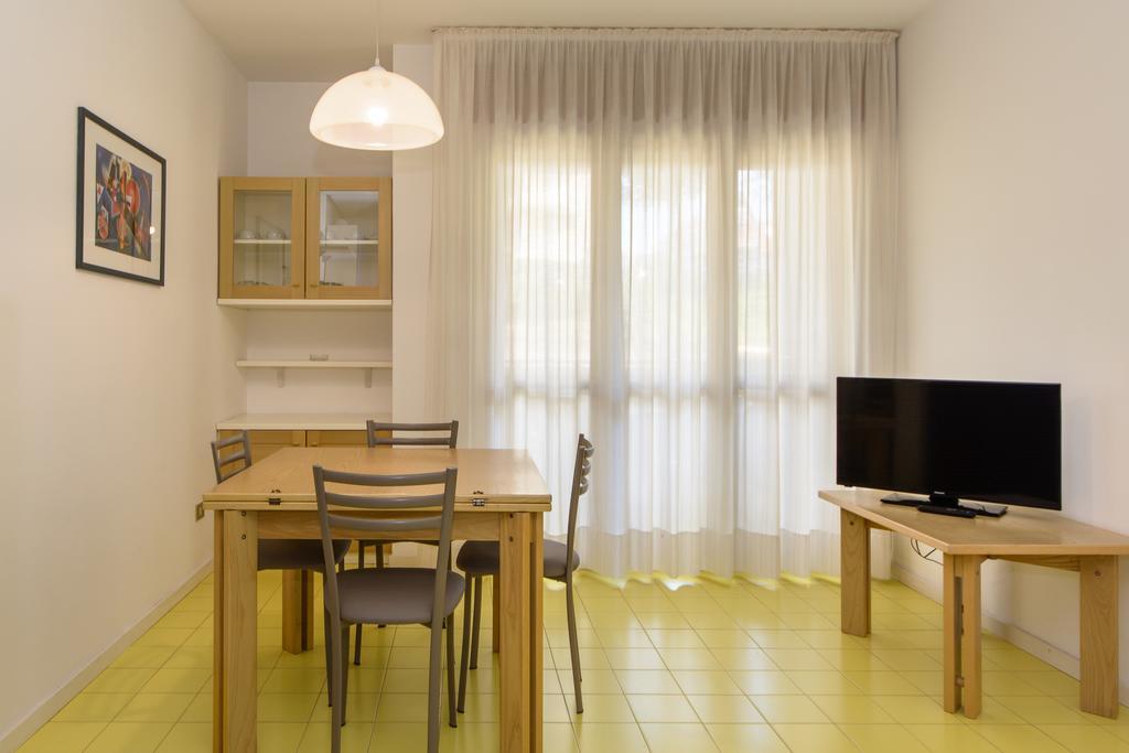 Appartamenti Vacanza Albatros Lignano Sabbiadoro Exterior photo